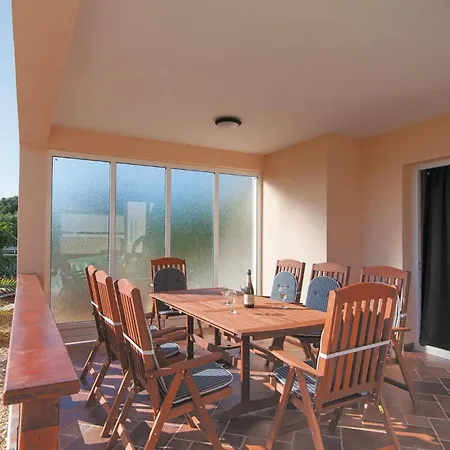 4 Bedroom Lovely In * Supetarska Draga